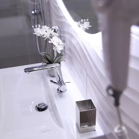 Гостьовий будинок Starry Sky Charming House